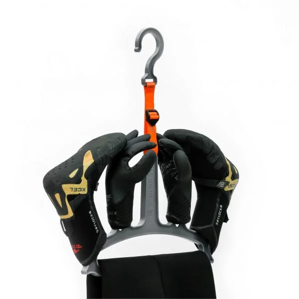 C-Monsta Wetsuit Hanger - Image 6